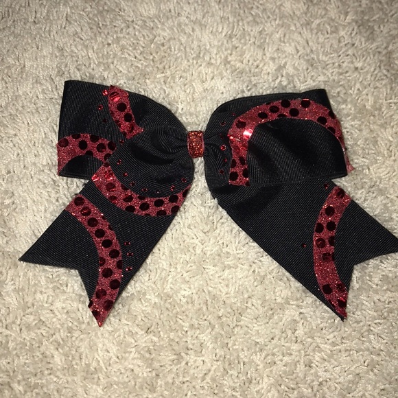 Bows. - Picture 4 of 7